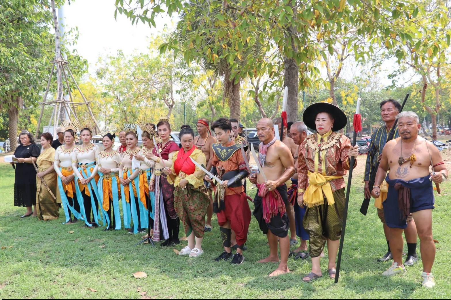 title - ผู้ว่าราชการจังหวัดพระนครศรีอยุธยา เป็นประธานในพิธีเปิดโครงการธรรมชาติยาตรา ทสม.อยุธยา ทำความดีเพื่อแม่ ณ ศูนย์ส่งเสริมและพัฒนาอาชีพเสริมนอกภาคการเกษตร (ศูนย์ศิลปชีพบางไทรฯ (เดิม)) 